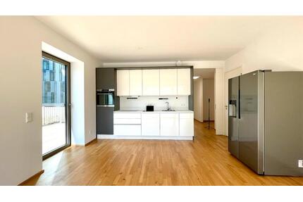 Eleganz und Komfort vereint: Exklusive 3-Zimmer-Wohnung mit großzügigen Balkonen in Top-Lage - Berlin Friedrichshain-Kreuzberg
