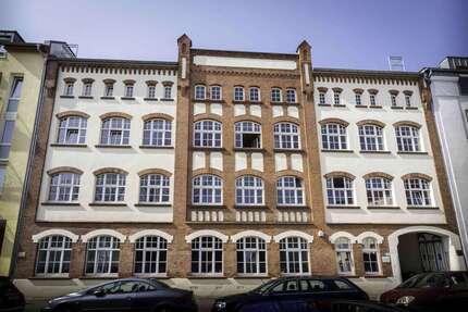 Wohnung zum Mieten in Magdeburg 510,00 € 70 m²