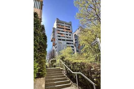 Wohnung zum Kaufen in Stuttgart 290.000,00 € 104.67 m²