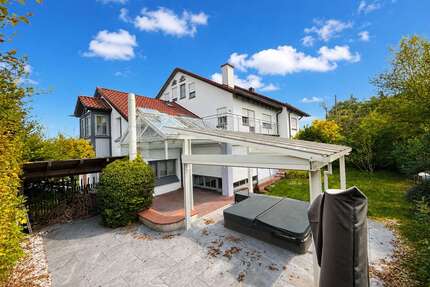 Haus zum Kaufen in Diedorf 895.000,00 € 298 m²