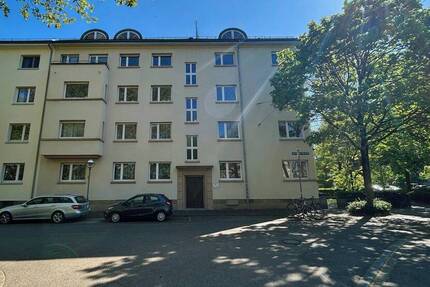 Langjährig vermietete 4-ZKB Wohnung unmittelbar am Konzerthaus mit Blick Richtung Zoo - Karlsruhe Südweststadt