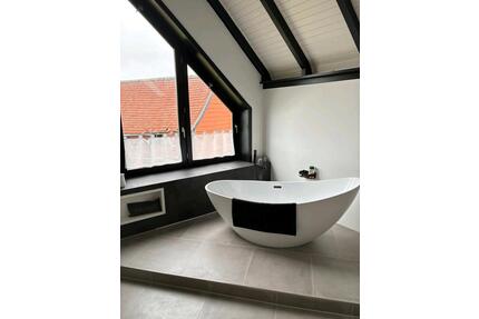 Bezugsfertig, groß, modern saniert mit vielen Highlights - Burgdorf