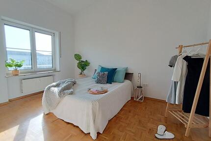 Von Privat - Schmuckstück Nähe Klinikum, hohe Decken, XXL Balkon - Ingolstadt