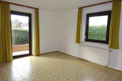 Solides Ein-Zweifamilienhaus an der Grenze zu Mühldorf - vielseitig nutzbar und stadtnah gelegen - Polling Ehring