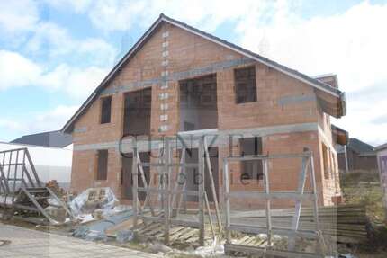 Haus zum Kaufen in Ilsede 212.000,00 € 248 m²