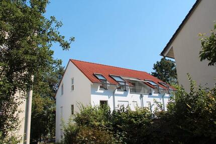 Lichtdurchflutete 3-Zi.-DG-Wohnung mit Südbalkon – provisionsfrei - Mainz Mombach