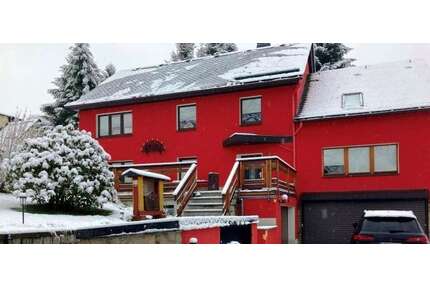 Haus zum Kaufen in SchwarzenbergErzgebirge 340.000,00 € 194 m² - Schwarzenberg/Erzgebirge