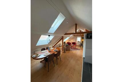 Helle und moderne 3-ZKB-Dachgeschosswohnung in Gambach - Münzenberg