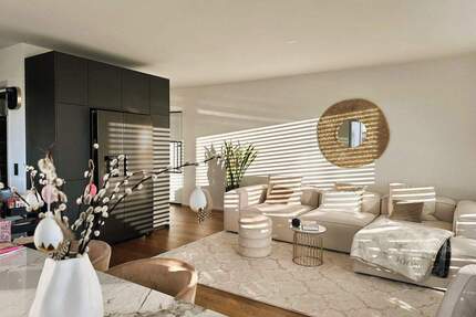 Wunderschöne 5.5-ZWG mit Süd-West-Ost-Ausrichtung und großem Balkon - Laufenburg (Baden)