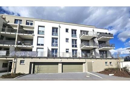 *Modern und energetisch top* Sonnige 3-Z.-Whg., Garage und Balkon mit Weitblick in Staufen - Syrgenstein