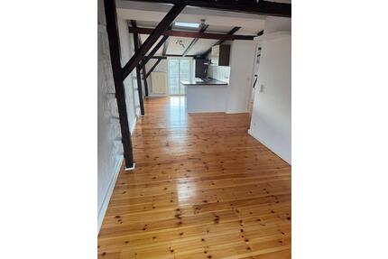 Dachgeschoss Wohnung - 820,00&nbsp;EUR Kaltmiete, ca.&nbsp; 62,00&nbsp;m&sup2; in Schwerin (PLZ: 19055) Altstadt