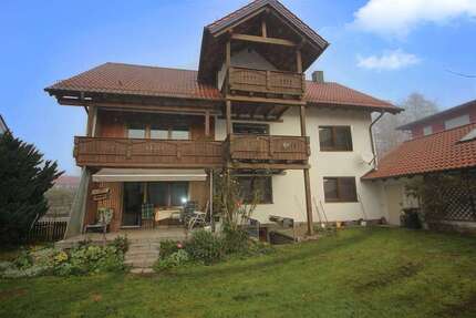 Haus zum Kaufen in Deggendorf 540.000,00 € 184 m²