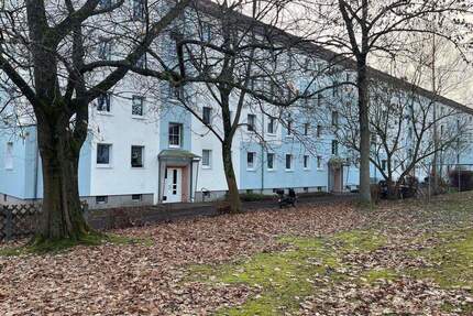 Sonne mit Balkon.. ..helle, moderne 3 Zimmer-Wohnung.. Einbauküche gegen Aufpreis möglich . sofort einzugsfertig - Zwickau Marienthal