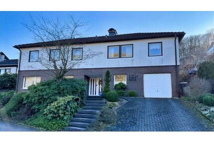 Viel Platz für Familie, Generationen oder Wohnen und Vermieten - Sundern