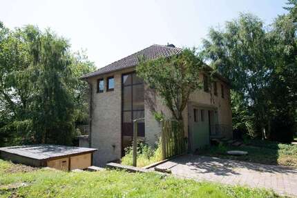 Haus zum Kaufen in Schleswig 485.000,00 € 264.37 m²