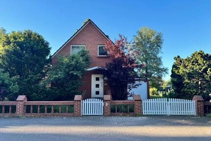 Großzügiges EFH (Einfamilienhaus) auf 806 m² modernisiert Eystrup
