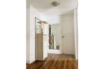 Wohnung zum Kaufen in Ludwigsburg 235.000,00 € 63.37 m²