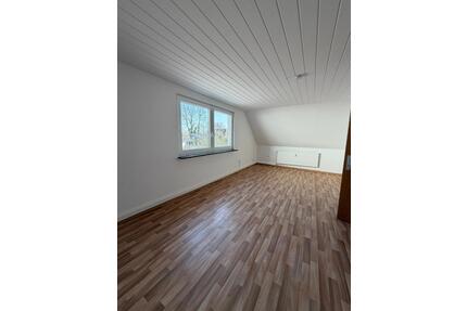 3 Zimmer Wohnung in ruhiger Lage in Holtdorf - Nienburg (Weser)