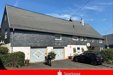 Haus zum Kaufen in Weitefeld 179.000,00 € 233.64 m²