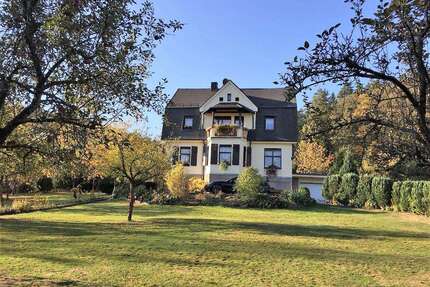 Wohnung zum Mieten in Pöhl 700,00 € 115 m²