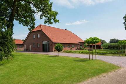 Haus zum Kaufen in Edewecht 765.000,00 € 155 m²