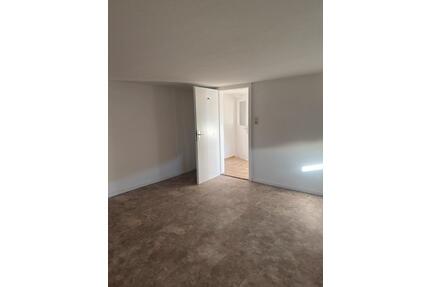 Wohnung zu vermieten ca.78qm - 1.300,00&nbsp;EUR Kaltmiete, ca.&nbsp; 75,00&nbsp;m&sup2; in Lahr (Schwarzwald) (PLZ: 77933)