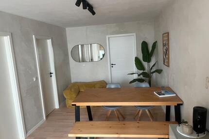 Schönes WG-Zimmer in Wohnung mitten in Karlsruhe