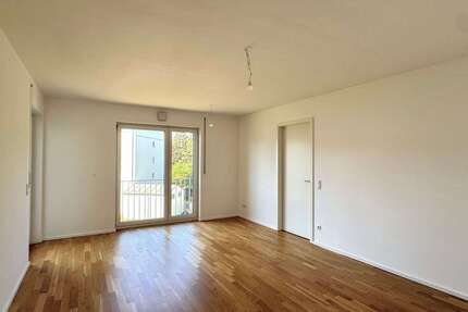 Wohnung zum Mieten in Augsburg 1.085,00 € 61.96 m²