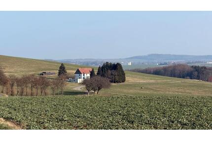 Imobilie mit Landwirtschaftlicher Nutzfläche - Bischofswerda