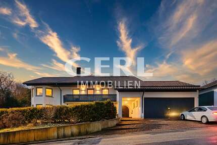 Wohnung zum Mieten in Bogen 1.212,00 € 159 m²