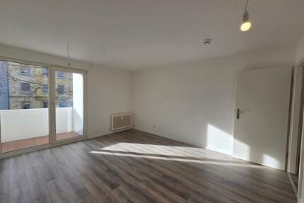3-Zimmer-Wohnung - 525,00&nbsp;EUR Kaltmiete, ca.&nbsp; 61,67&nbsp;m&sup2; in Kaiserslautern (PLZ: 67657)