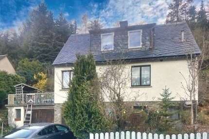 Haus zum Kaufen in Schwarzenberg 70.000,00 € 110 m²