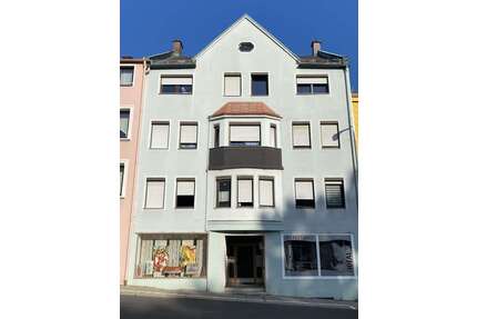 Haus zum Kaufen in Selb 318.000,00 € 380 m²