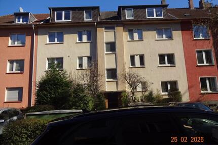 Sehr schöne 3-Raumwohnung mit Balkon + Einbauküche - Essen Stadtbezirk III