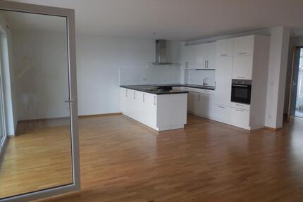 Korb: Geräumige 4-Zimmer-Wohnung mit Einbauküche, Terrasse,Garten