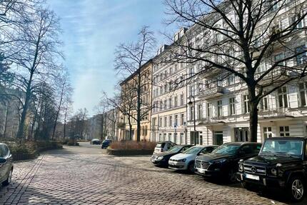 Traumhafter Altbau aus der Gründerzeit | 3,5 Zimmer | moderne EBK | stilvolles Duschbad - Berlin Mitte