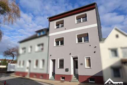 Haus zum Kaufen in Schönebeck (Elbe) 215.000,00 € 175.26 m²