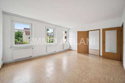 Haus zum Kaufen in Hainichen 140.000,00 € 180.52 m²