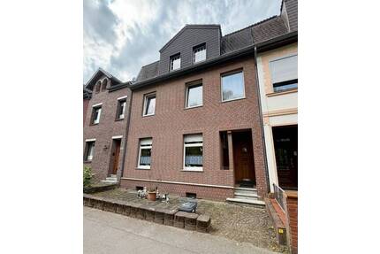 Zweifamilienhaus mit 158 m² Wohnfläche + Garten + Garage - in guter Lage von Kohlscheid (Herzogenrath) - derzeit an zwei Mieter vermietet