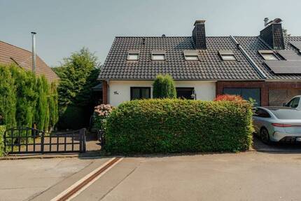 Doppelhaushälfte mit drei separaten Wohneinheiten im Grünen - Kürten Waldmühle