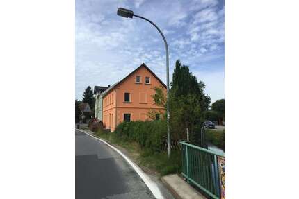Haus zum Kaufen in Wilthen 150.000,00 € 180 m²