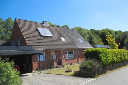 2 Familienhaus in ruhiger Sackgassenlage in Osterrönfeld