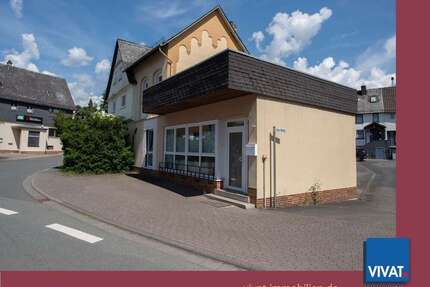 Haus zum Kaufen in Sinn 195.000,00 € 281.74 m²