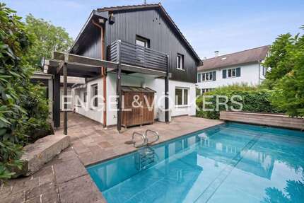 Haus zum Kaufen in Kronberg im Taunus 990.000,00 € 166 m²