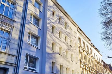 Große Wohnung in Wuppertal - Gesamte 3. Etage!