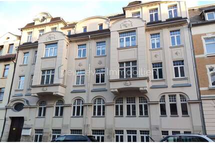 Haus zum Kaufen in FalkensteinVogtland 440.000,00 € 630 m² - Falkenstein/Vogtland
