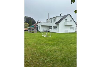 Kernsaniertes Zweifamilienhaus in Toplage Mutlangen