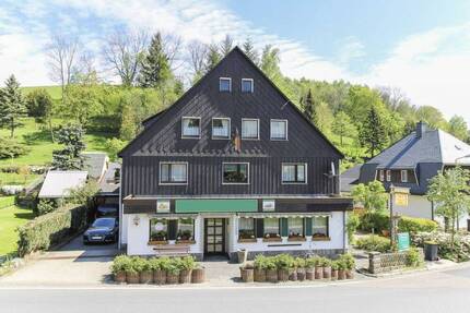 MFH mit 3 WE und 1 GE sowie Top-Potenzial zur flexiblen Nutzung in naturnaher Lage - Hermsdorf/Erzgebirge