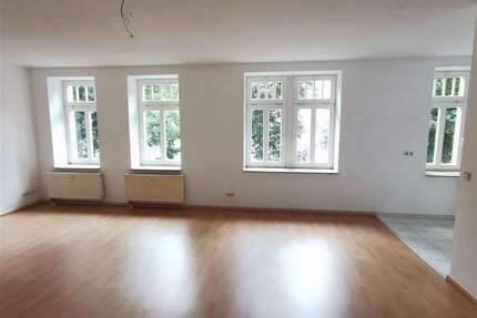 Wohnung zum Mieten in Chemnitz 418,00 € 75.75 m²