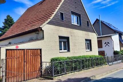 Solides Einfamilienhaus mit Potenzial zur individuellen Gestaltung - Sangerhausen Gonna